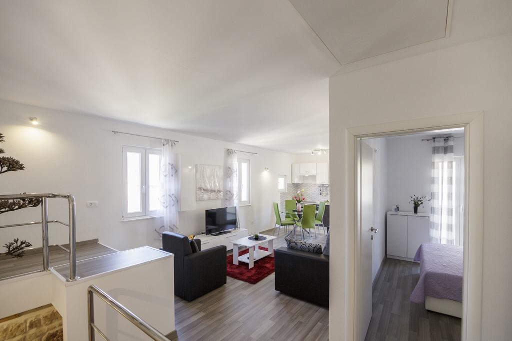Apartman Jurica コミジャ エクステリア 写真